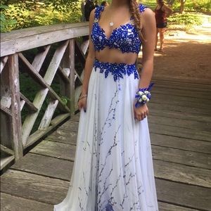 PROM DRESS FOR SALE:)